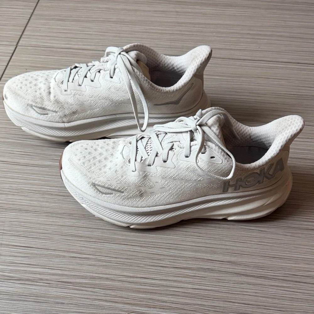 Hoka Clifton 9 Sneakers - Picture 4 of 6